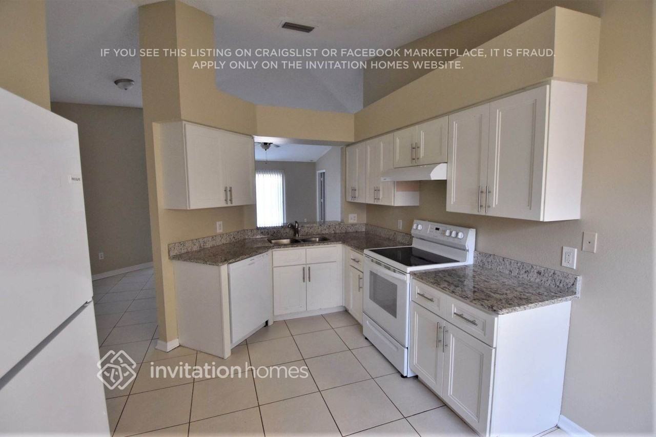 12210 Matchfield Way - Photo 5 of 13