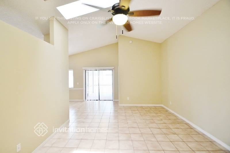 4311 Kipling Ave - Photo 3 of 14