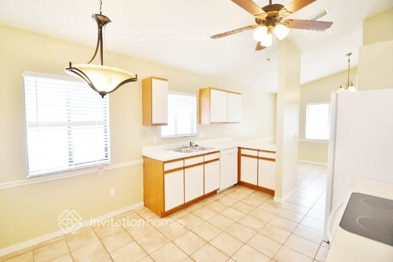 4311 Kipling Ave - Photo 5 of 14