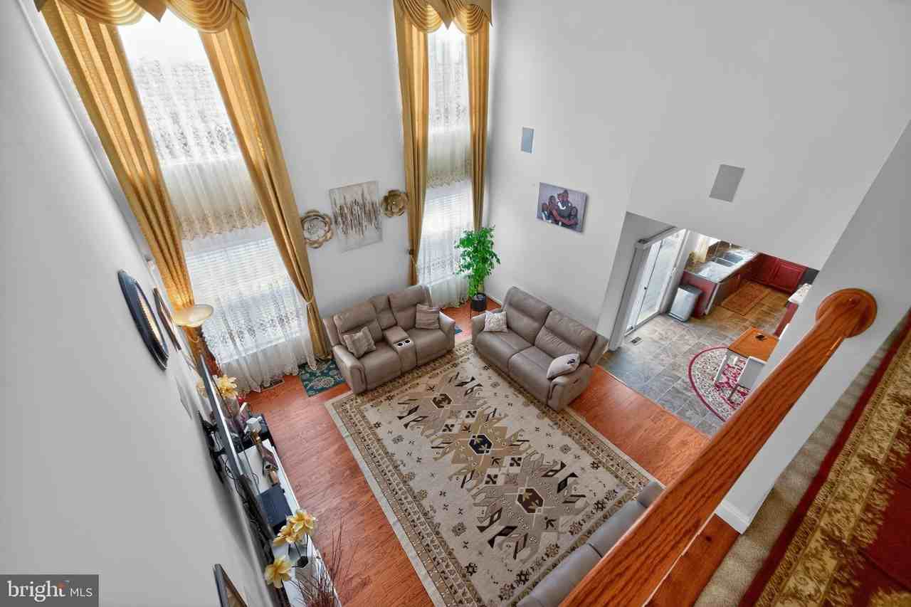 27 Wellington Ave - Photo 7 of 26