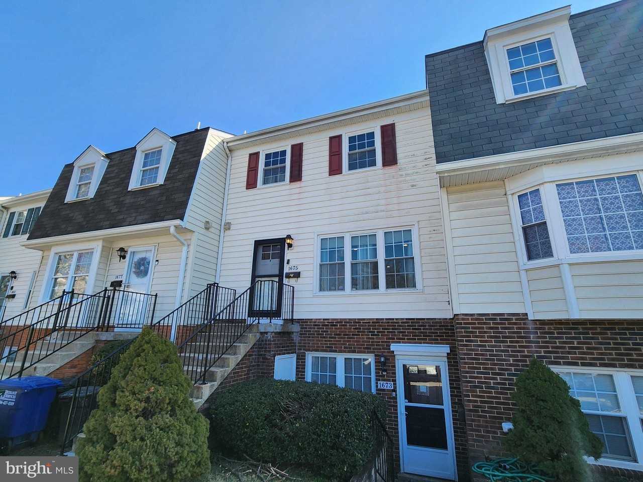 1675 Ridgely Ct #182 - Photo 4 of 10
