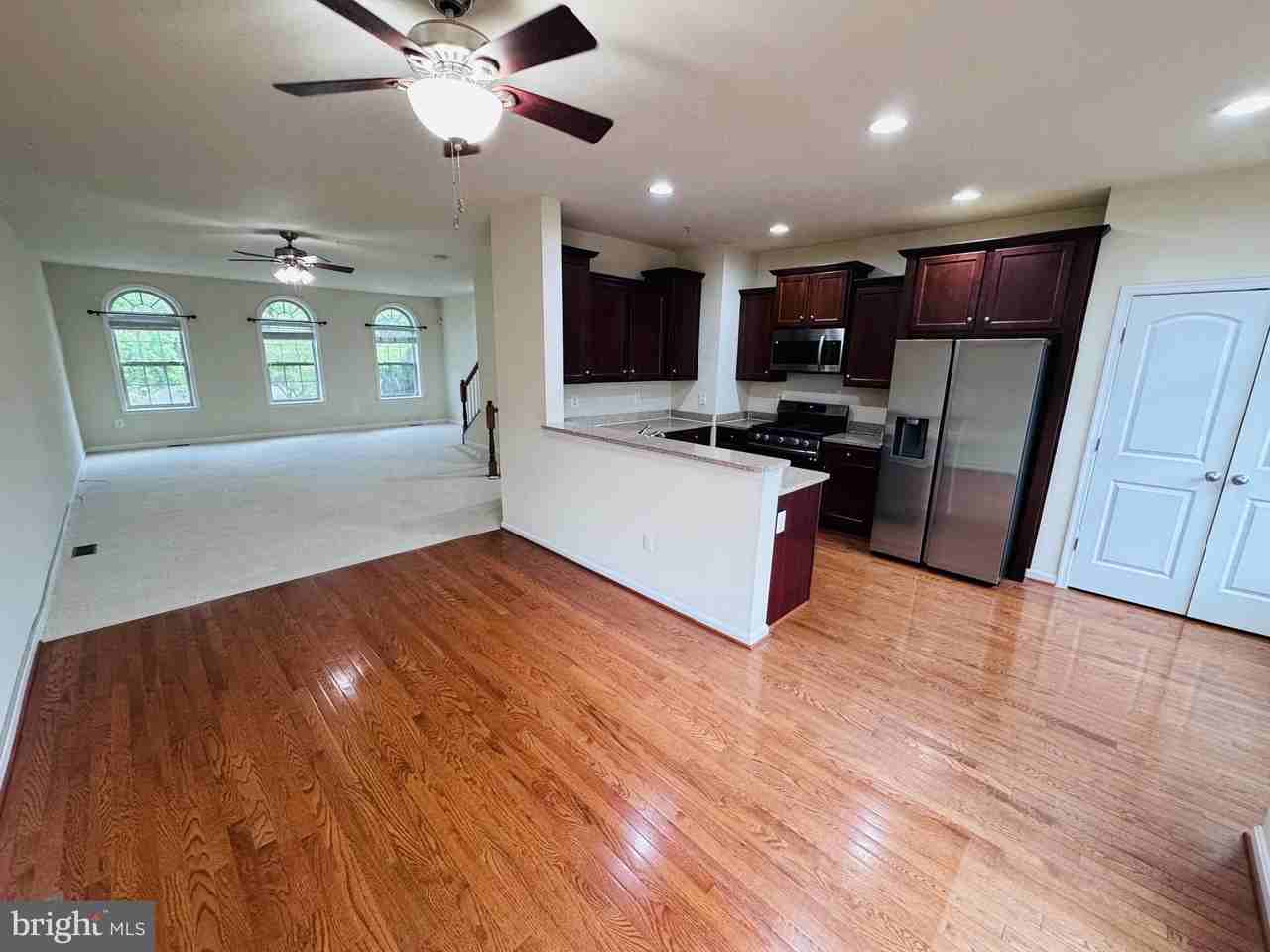 8218 Carinoso Way - Photo 4 of 15