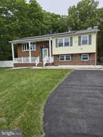 featured image of 8050 Pomfret Rd