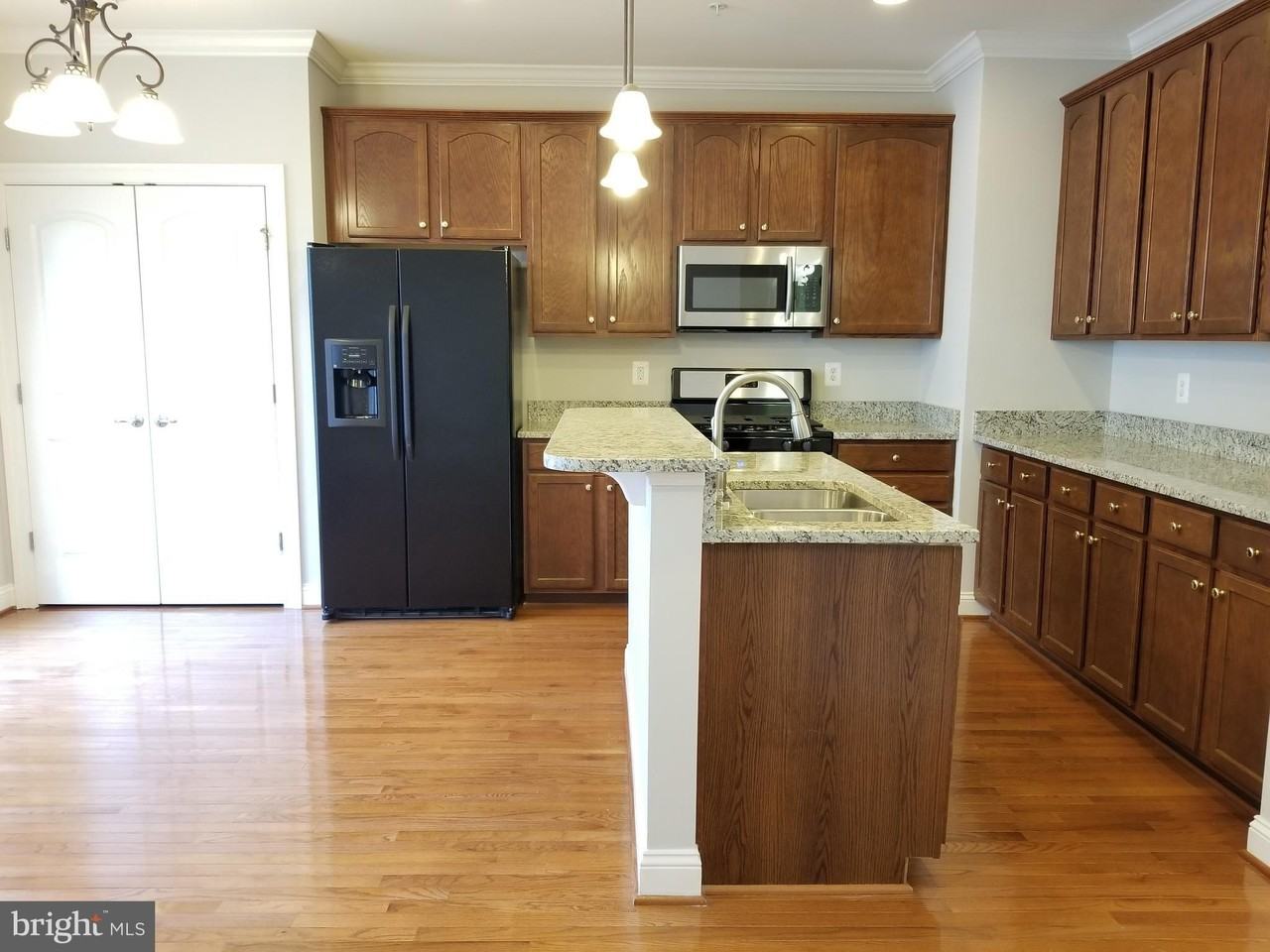 643 Pullman Pl - Photo 4 of 30