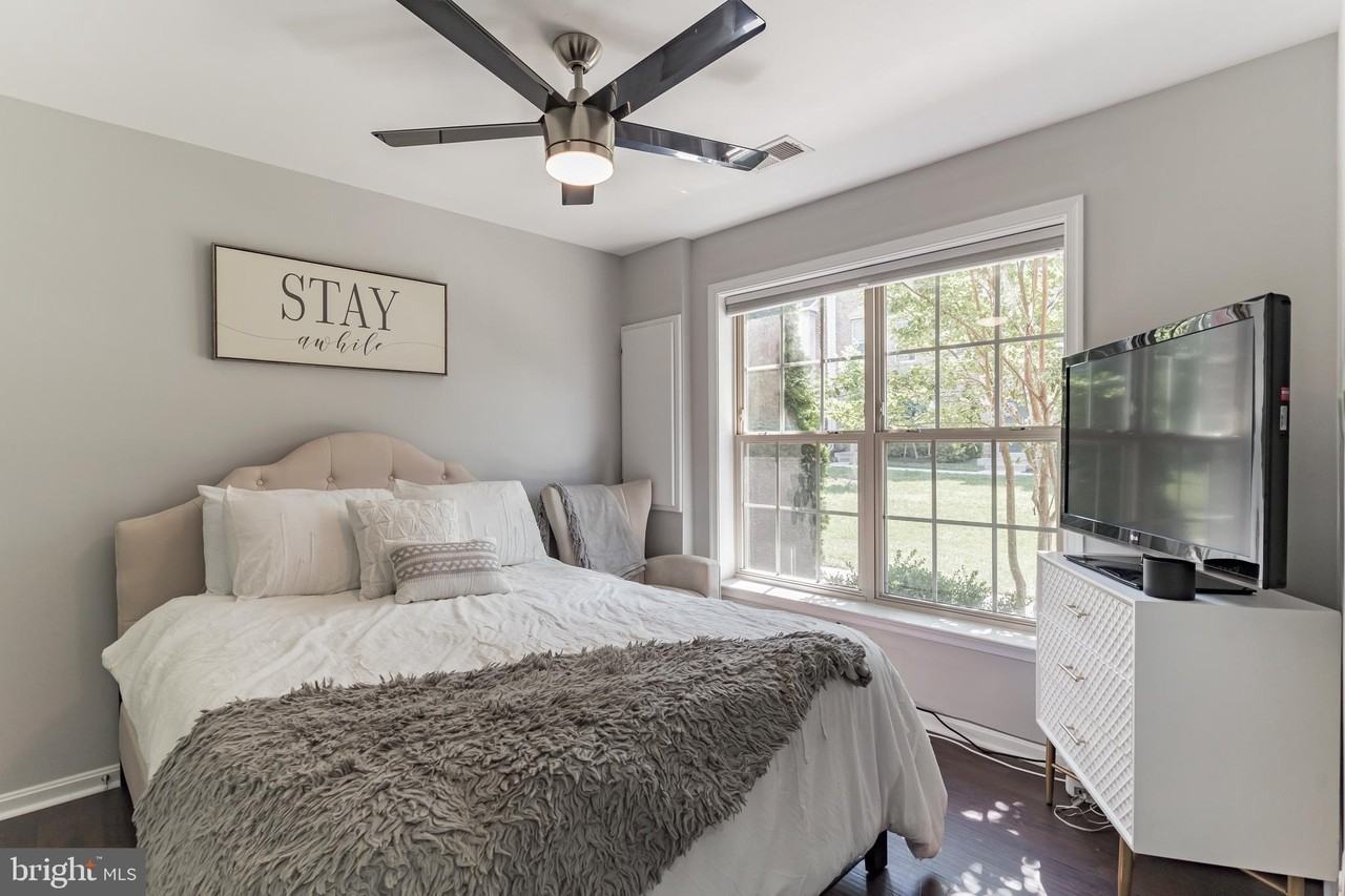 2531 Standifer Pl - Photo 6 of 37