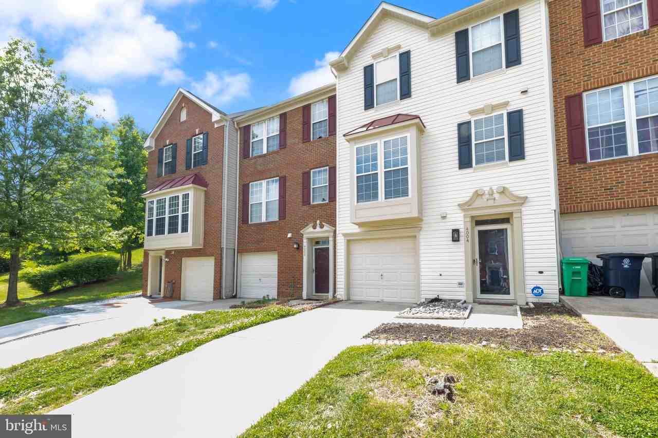 4004 Meadow Trail Ln - Photo 2 of 35