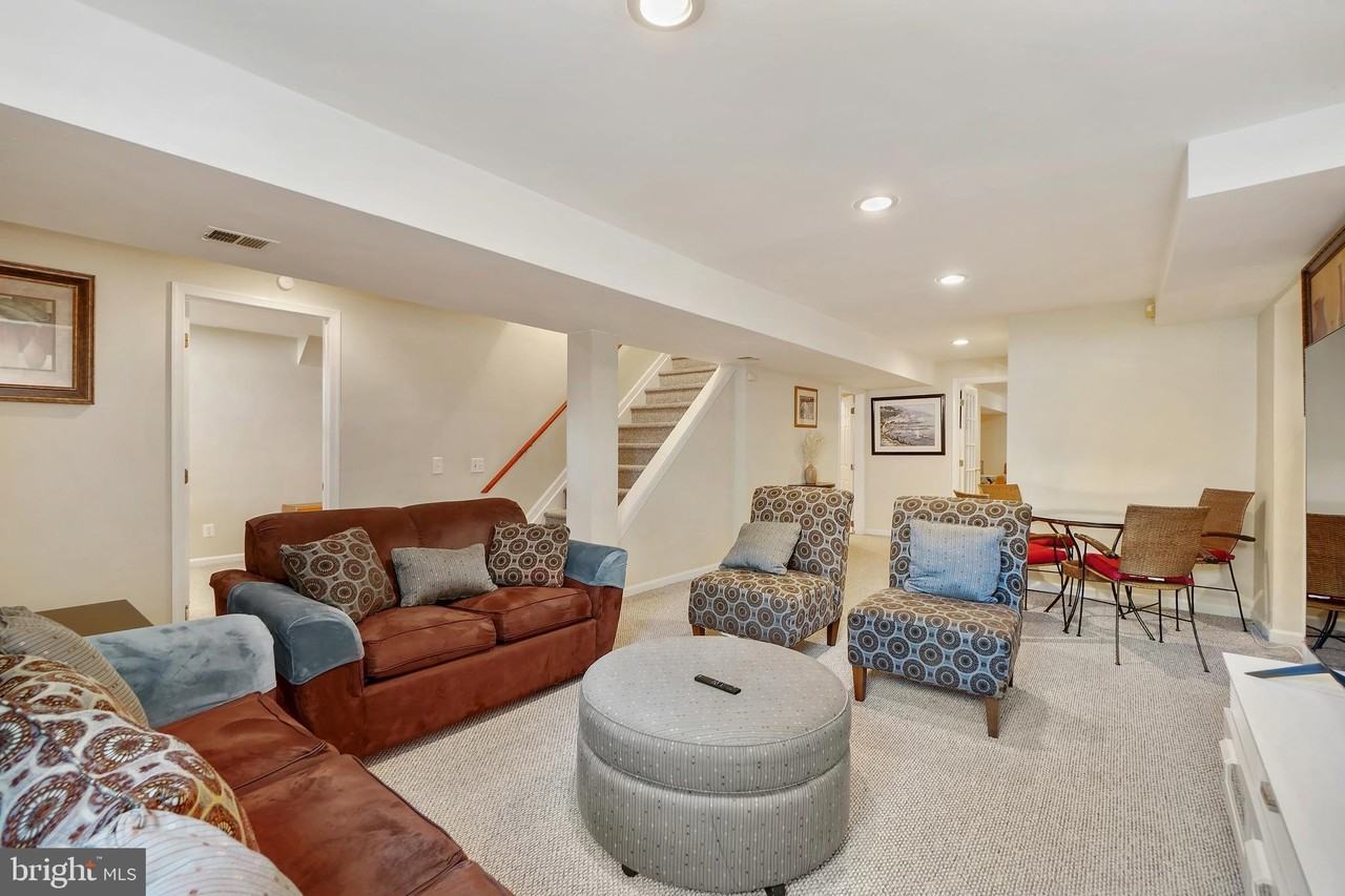 2505 Falling Brook Ter - Photo 5 of 29