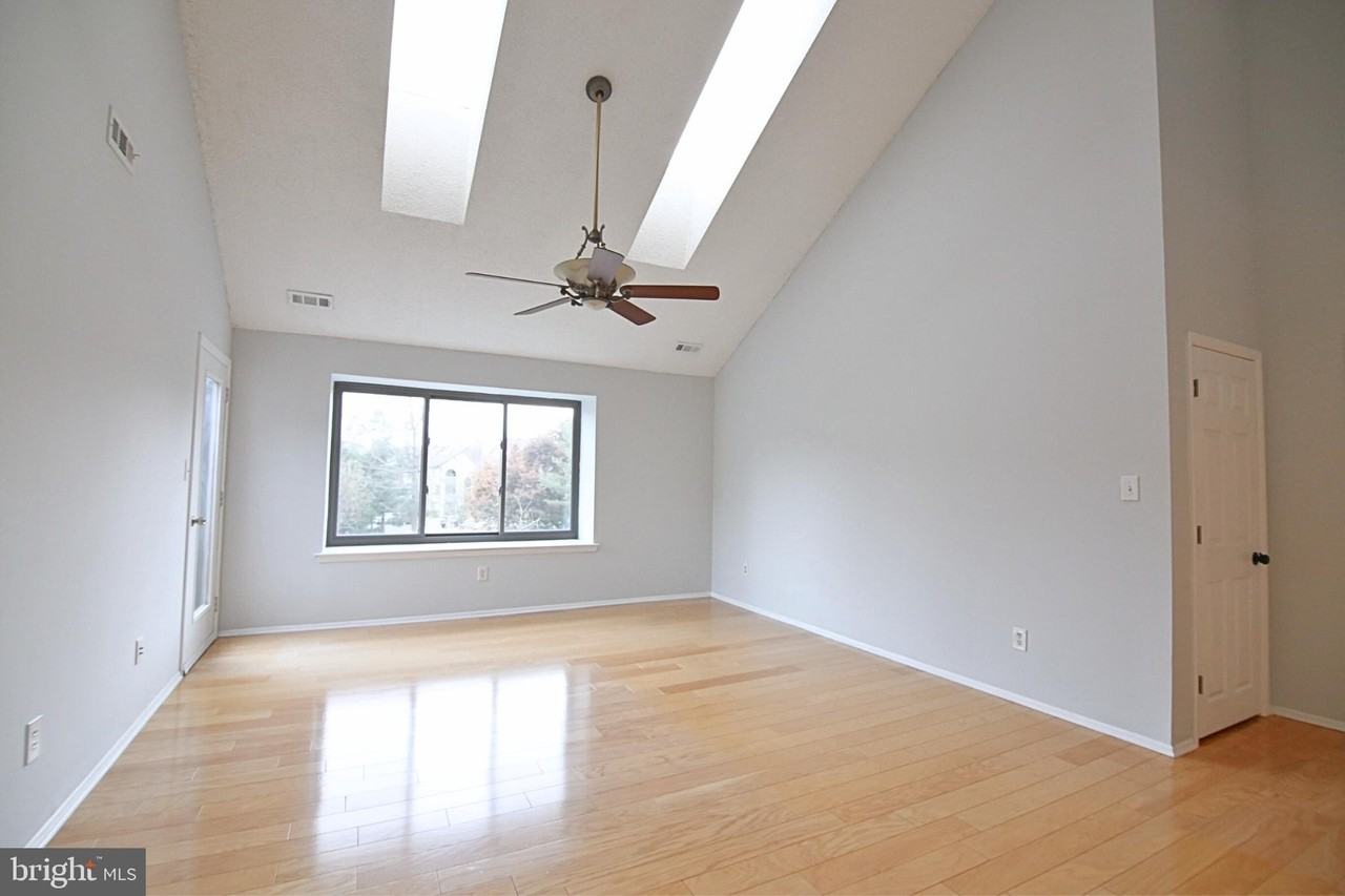 4914-C Dunbarton Rd - Photo 4 of 23