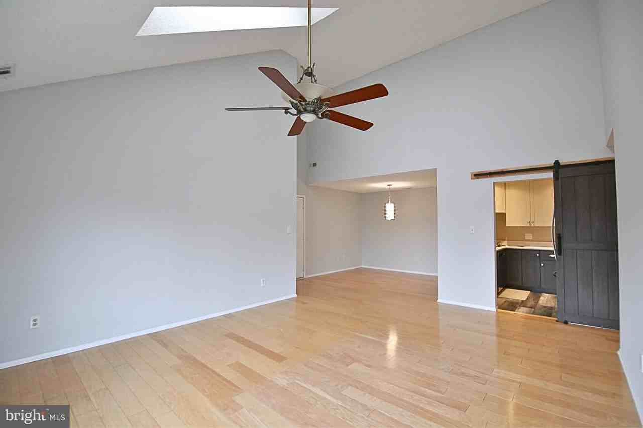 4914-C Dunbarton Rd - Photo 5 of 23