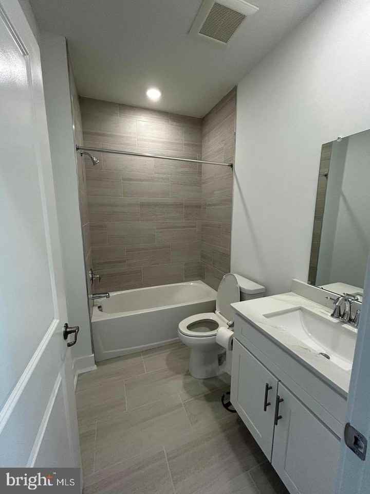 5202 Mary Ashby Way - Photo 4 of 16