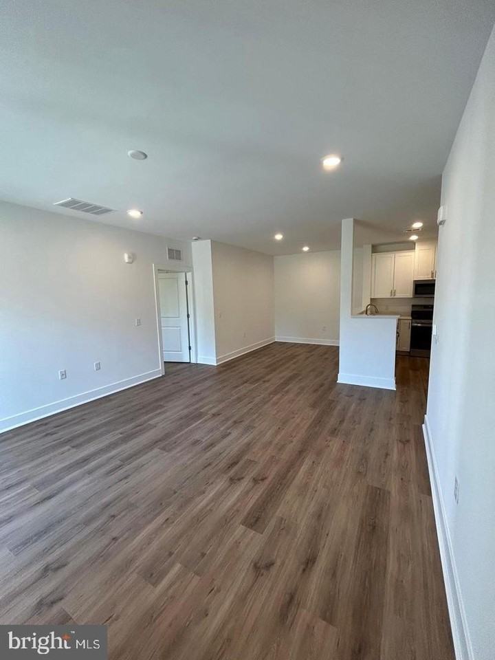 5202 Mary Ashby Way - Photo 7 of 16