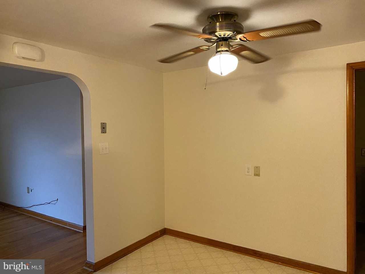 105 Fay St - Photo 5 of 18