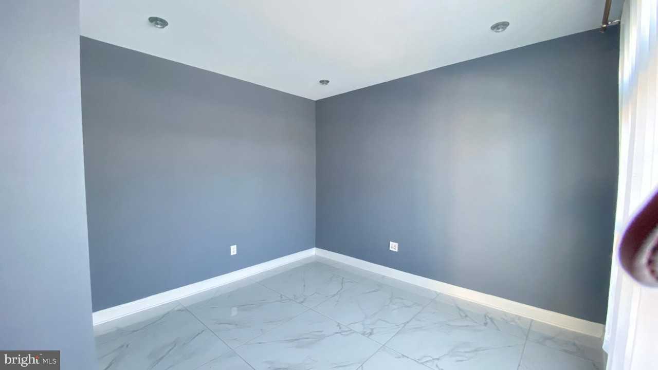 43861 Hartley Pl - Photo 2 of 30