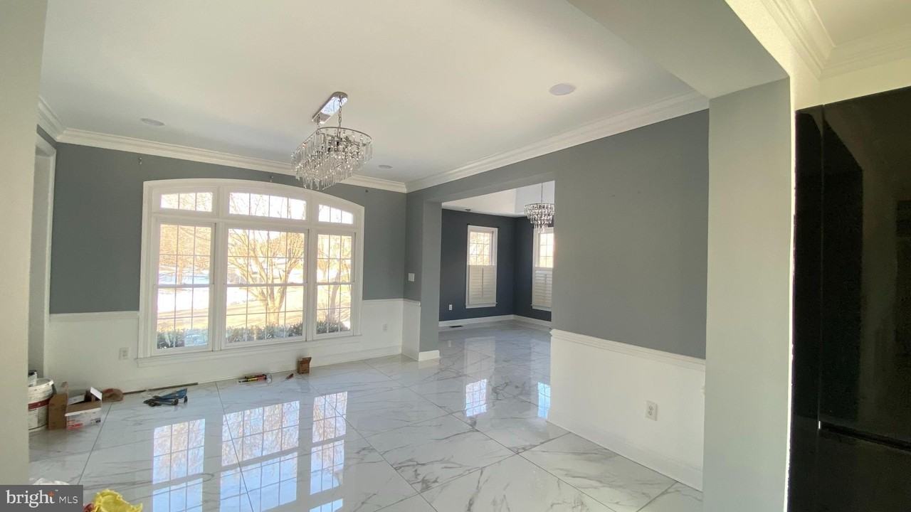 43861 Hartley Pl - Photo 3 of 30
