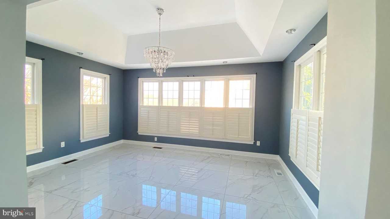 43861 Hartley Pl - Photo 5 of 30
