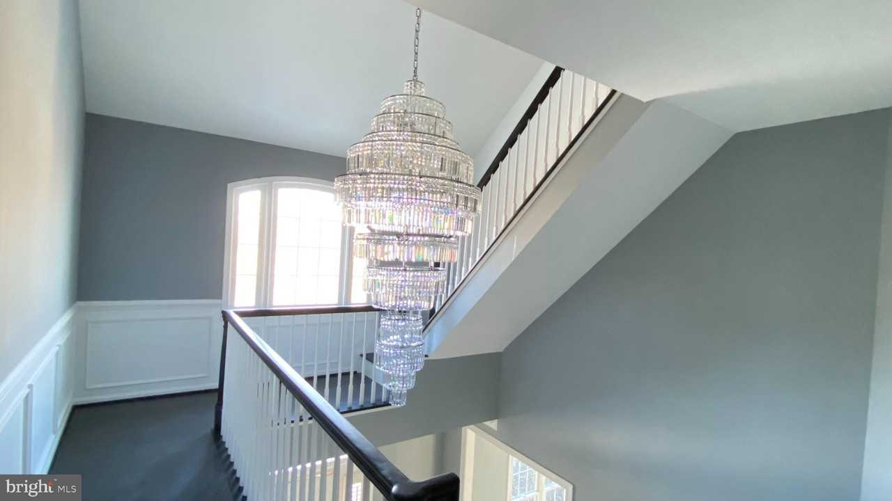 43861 Hartley Pl - Photo 7 of 30
