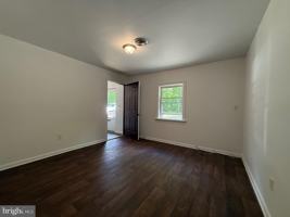featured image of 2315 Oak Park Rd #B