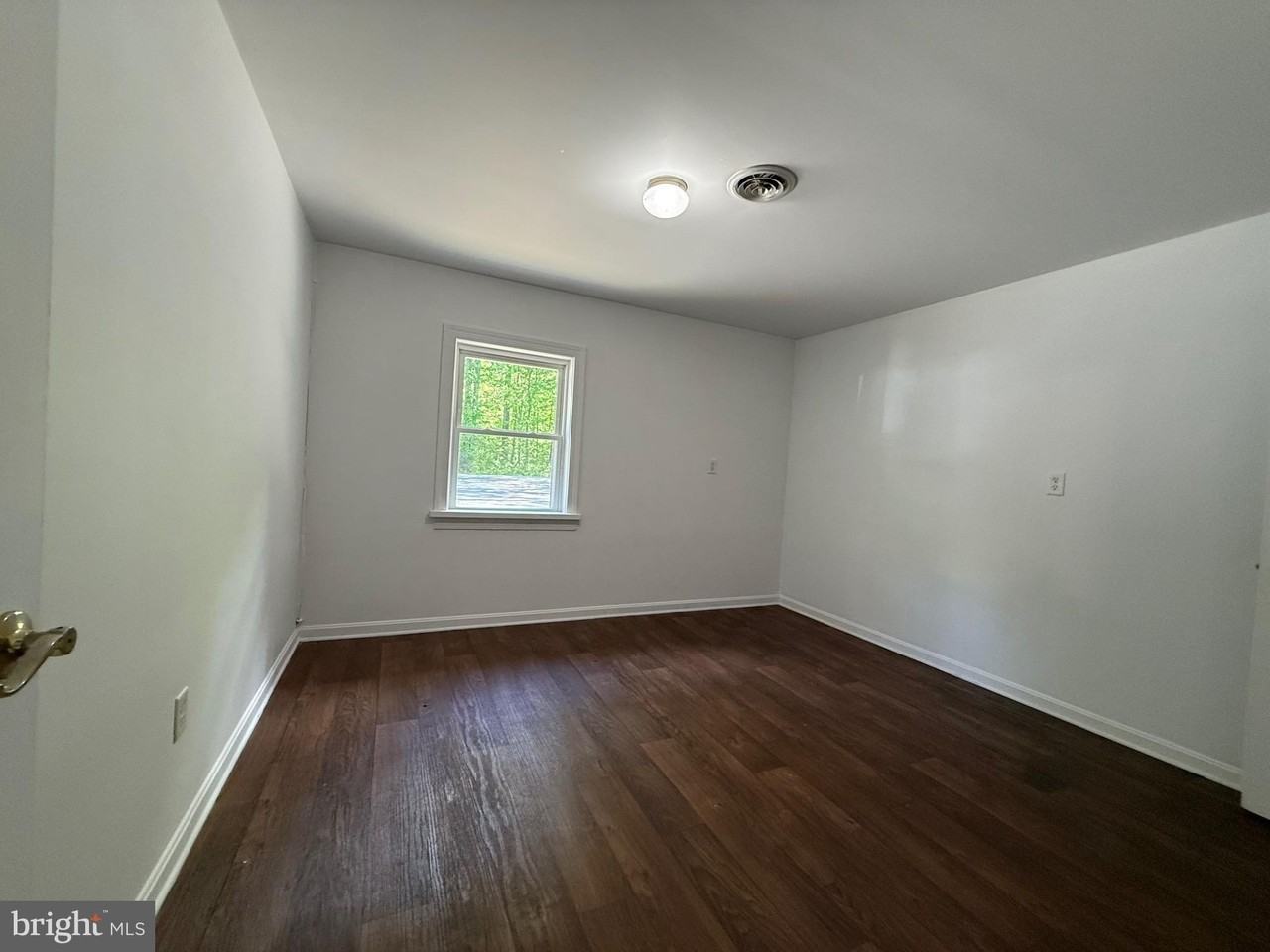 2315 Oak Park Rd #B - Photo 7 of 7