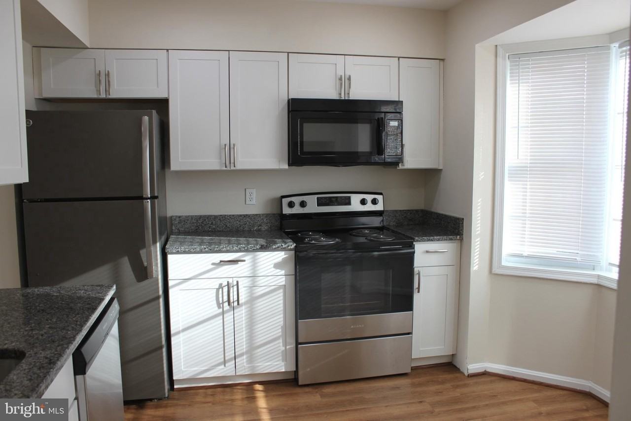 10130 Shiloh Ct - Photo 4 of 17