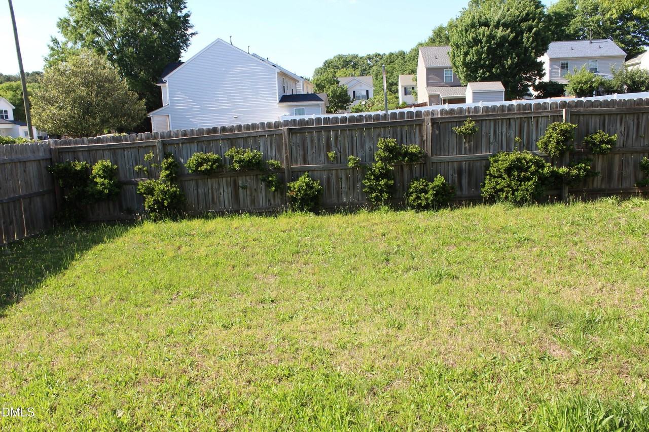 4305 Standing Rock Way - Photo 6 of 11