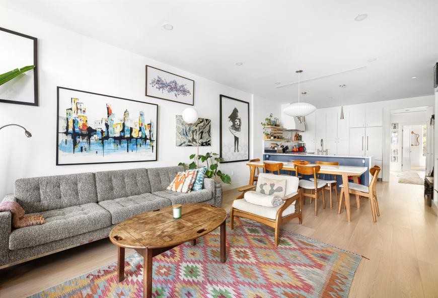 349 22nd St - Photo 4 of 10