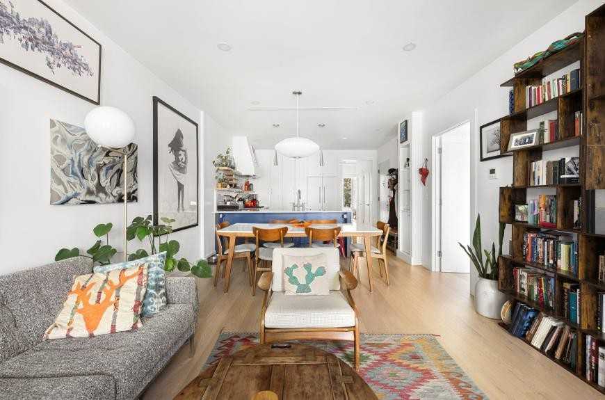 349 22nd St - Photo 5 of 10