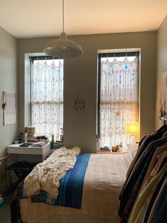 555 Hart St - Photo 3 of 10