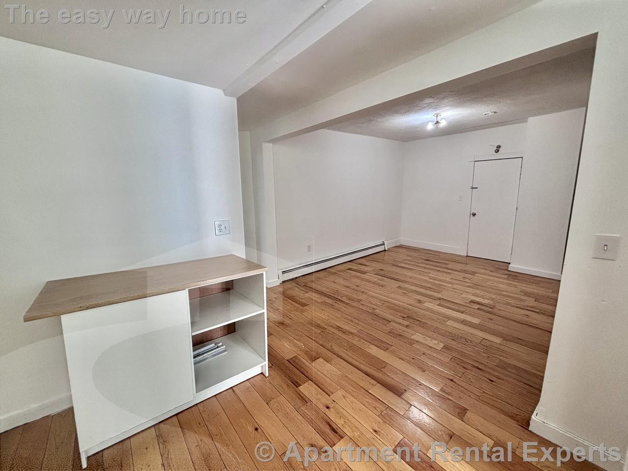509 Medford St #2 - Photo 4 of 17