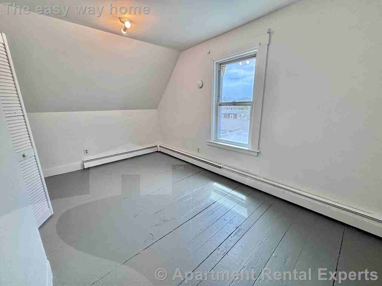 509 Medford St #2 - Photo 7 of 17