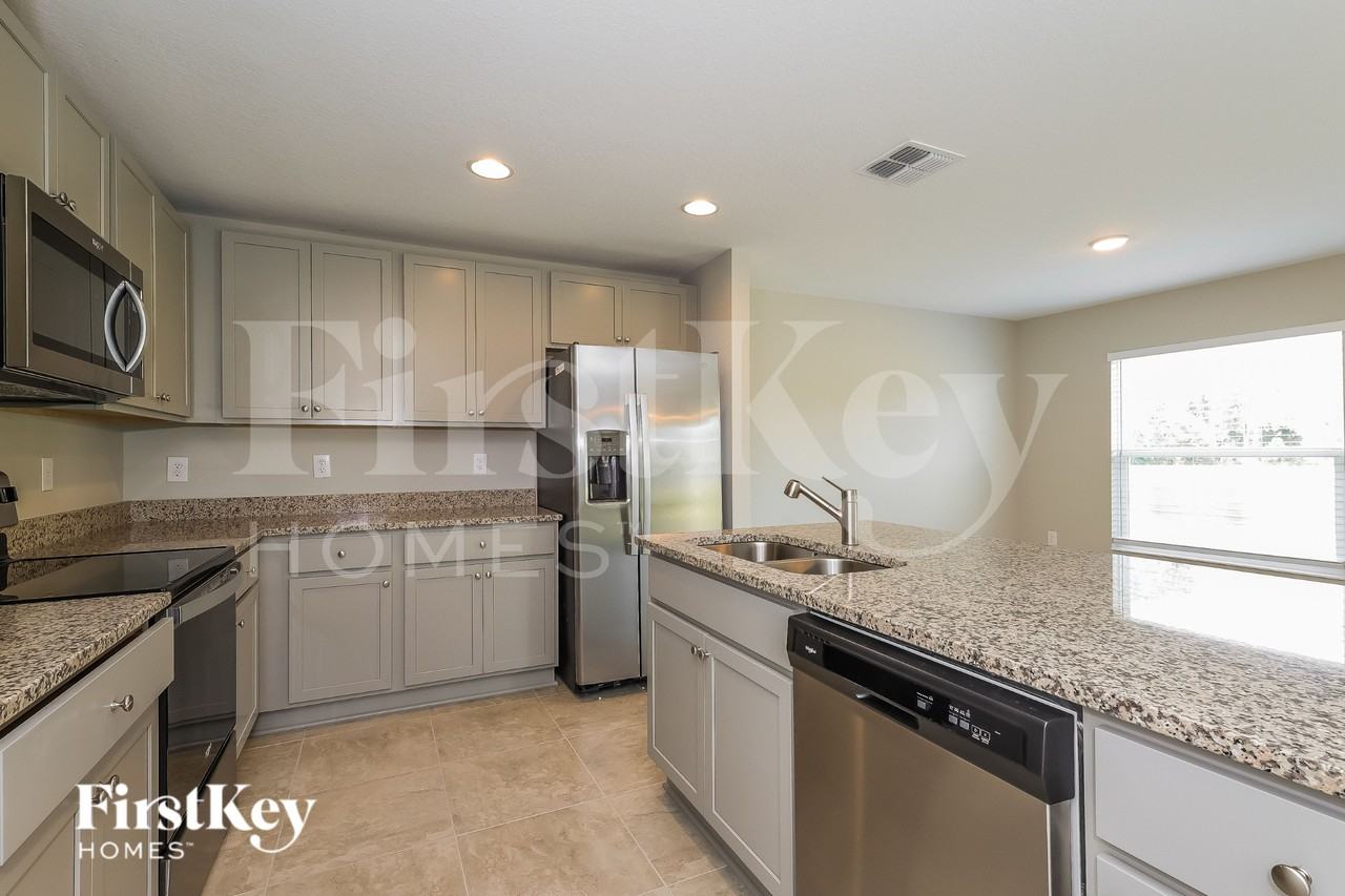 219 Southern Breeze Loop - Photo 7 of 15