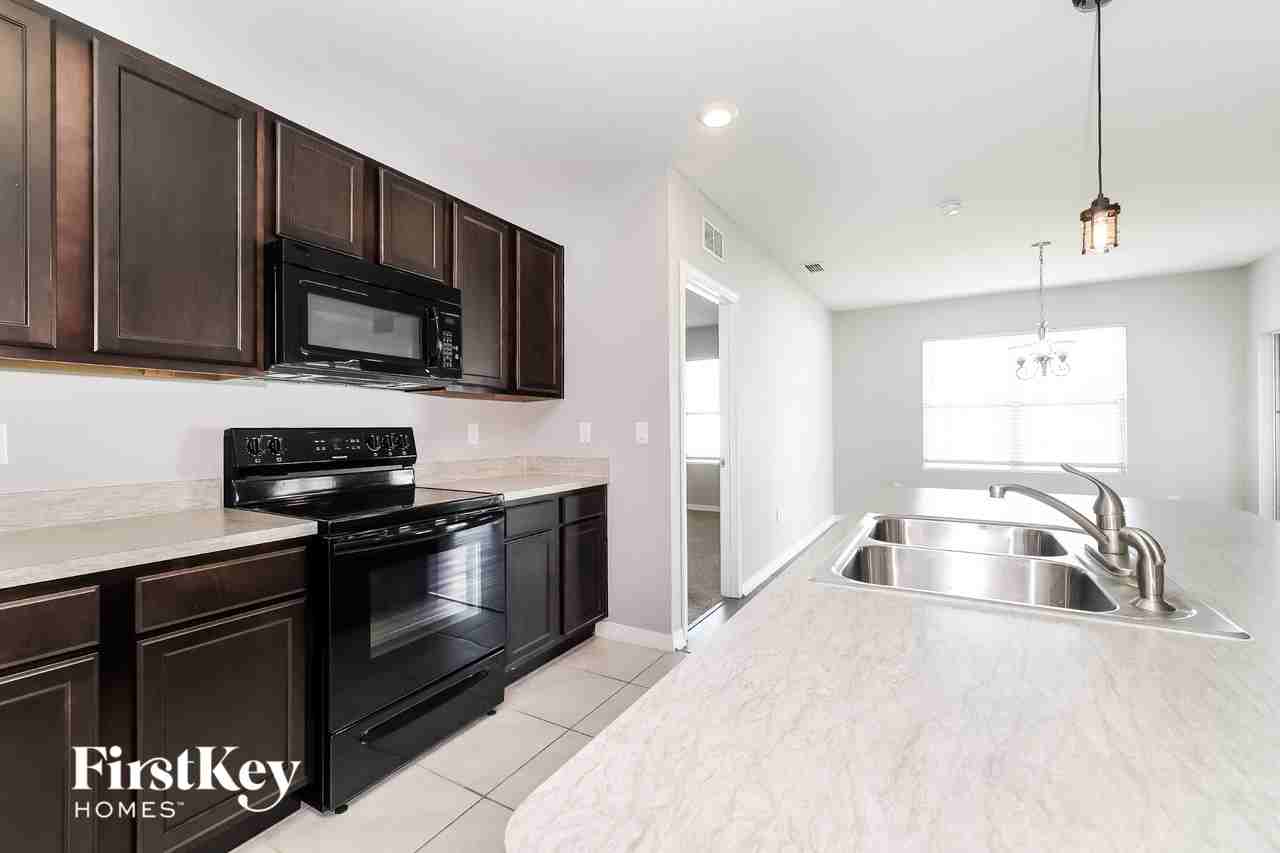 3188 Royal Tern Dr - Photo 6 of 15