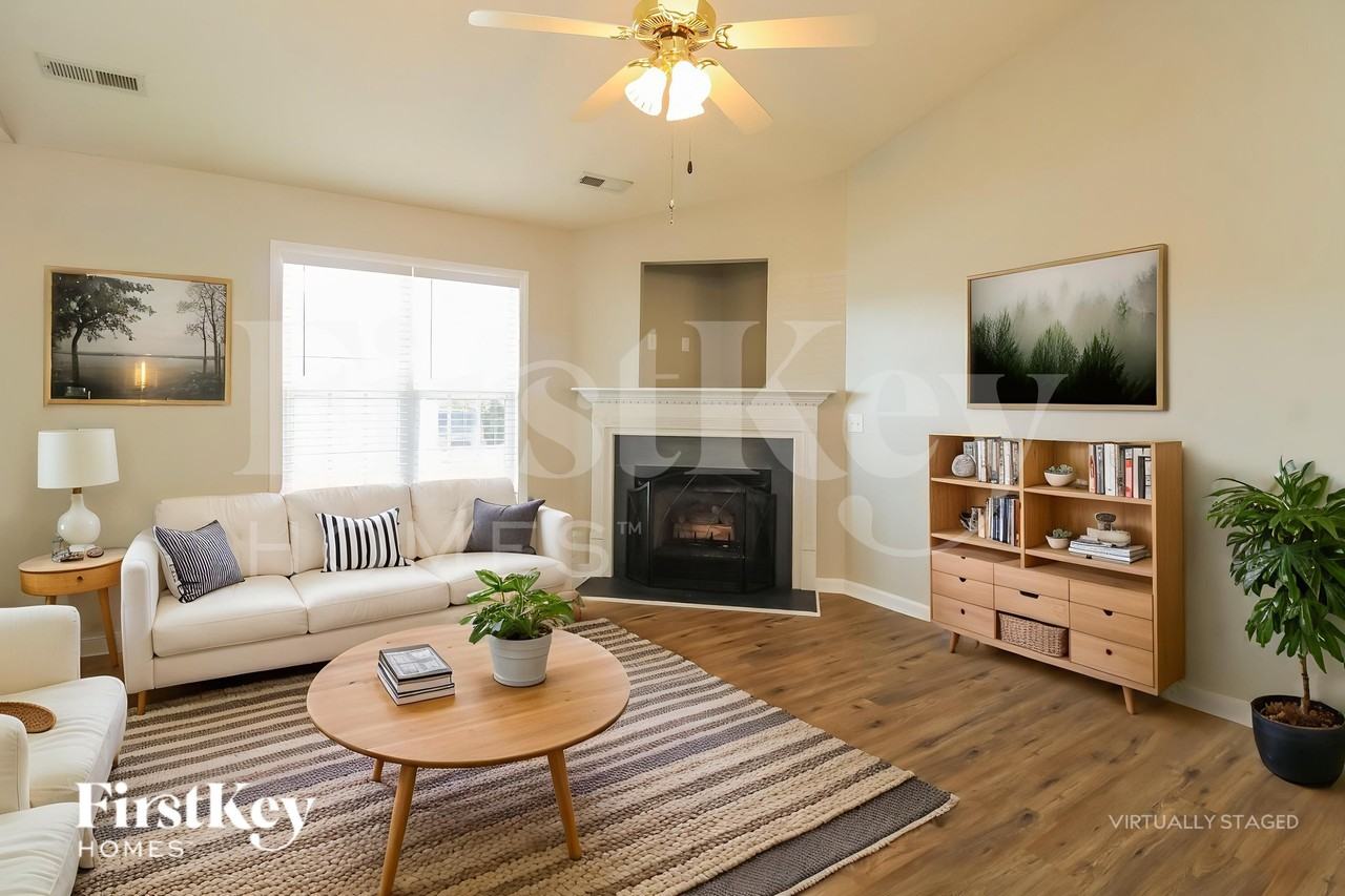 109 Wynbrook Ct - Photo 3 of 18