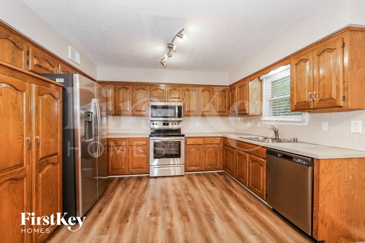 425 N Mesquite St - Photo 6 of 16