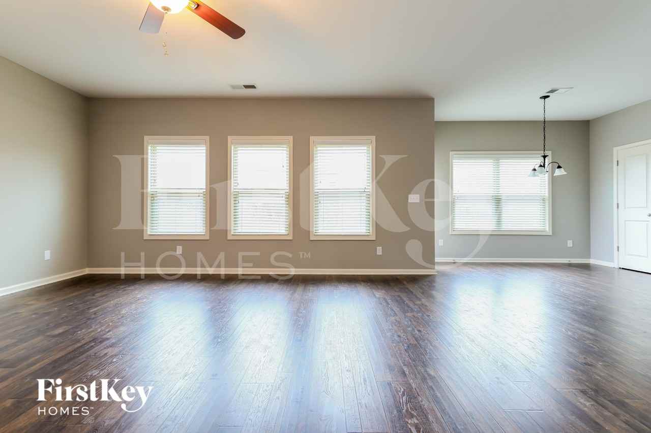 4218 Spruce Trl - Photo 6 of 15