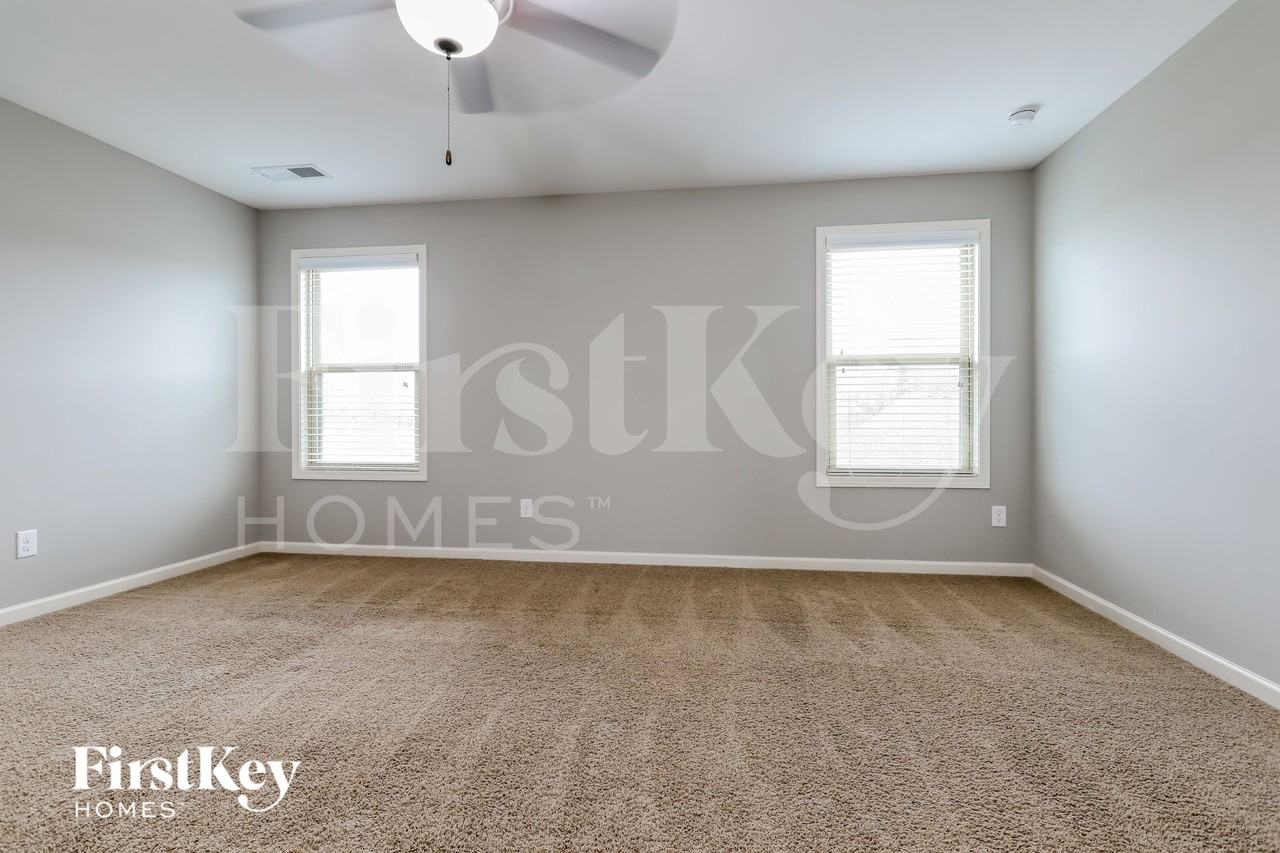 4218 Spruce Trl - Photo 7 of 15
