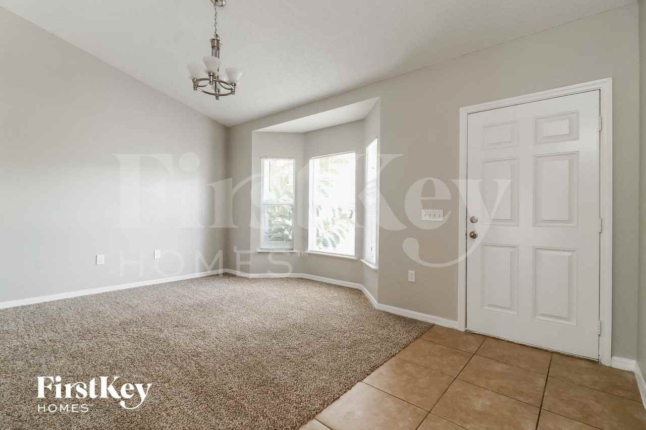 3457 Sleepy Hill Oaks St - Photo 4 of 15