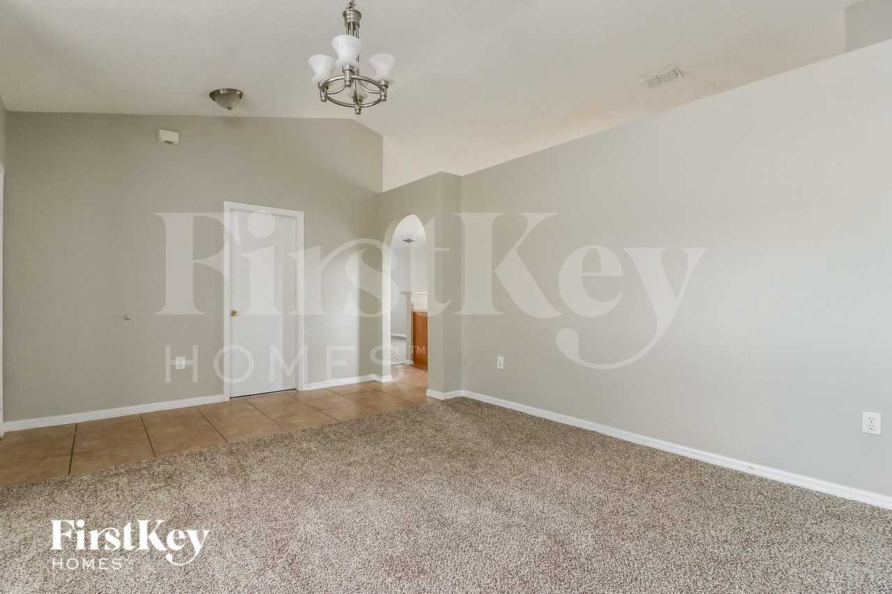 3457 Sleepy Hill Oaks St - Photo 5 of 15