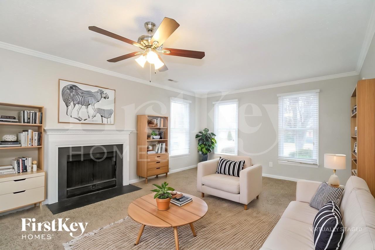 3302 Sparrowhawk Dr - Photo 4 of 18