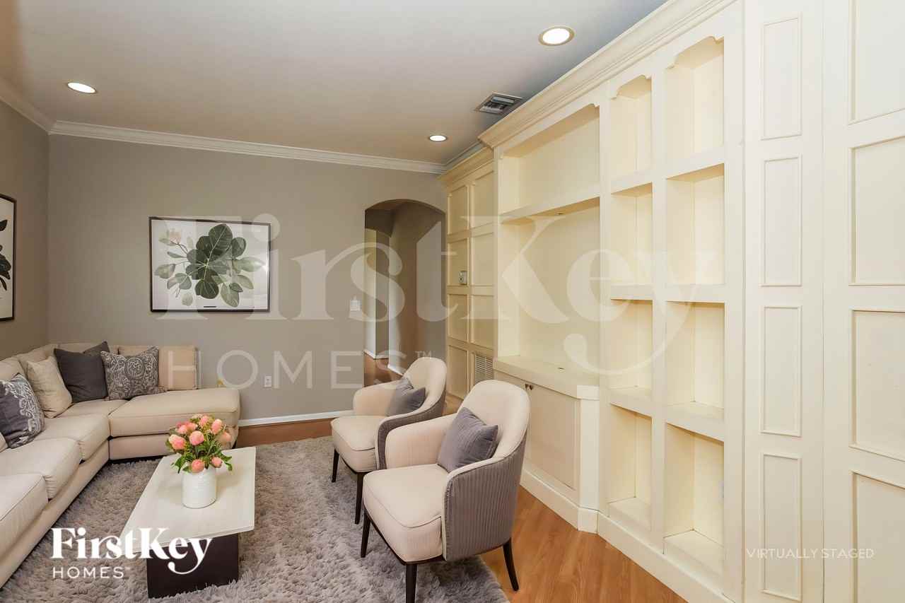 11137 Swterrace - Photo 3 of 19