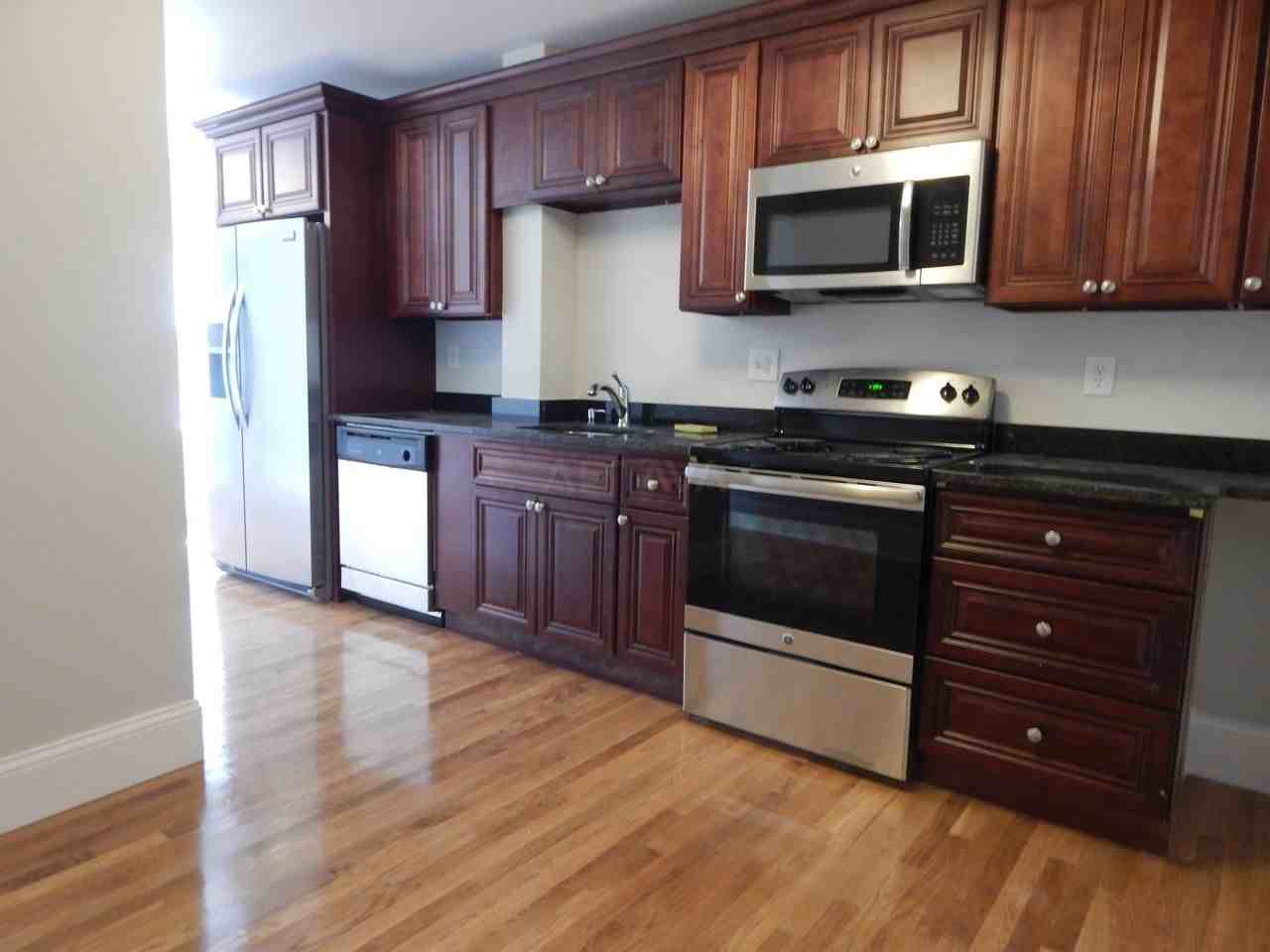 18 Sycamore St #2 - Photo 3 of 15