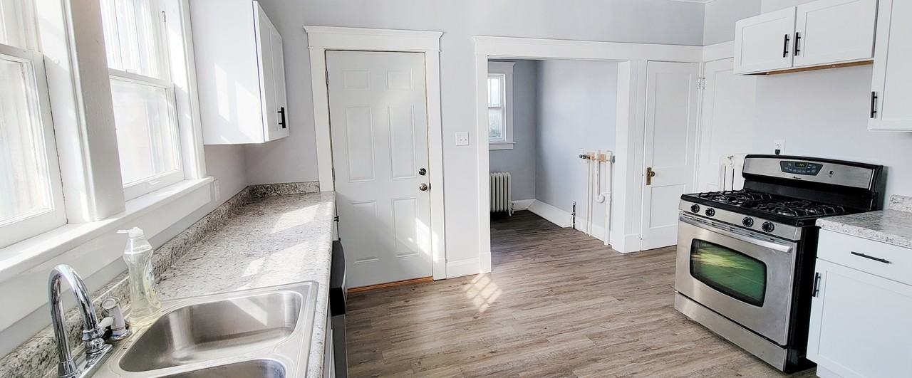 343 E Water St #1 - Photo 7 of 12