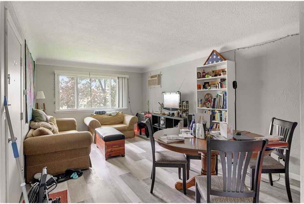 1659 10th Ave #3 - Photo 2 of 10