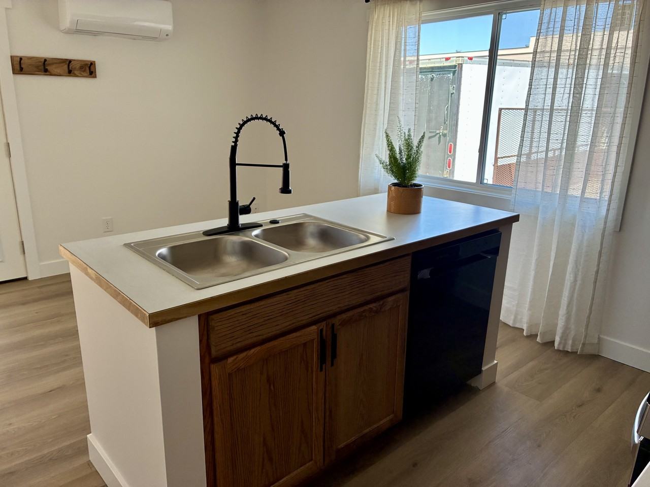4813 W Irving St #4815 - Photo 2 of 15