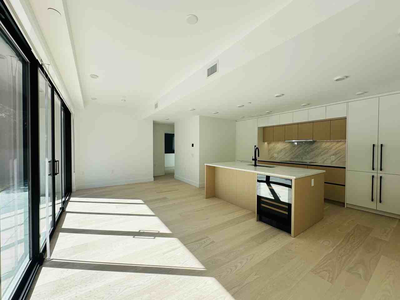 561 28th Ave W #112 - Photo 5 of 30