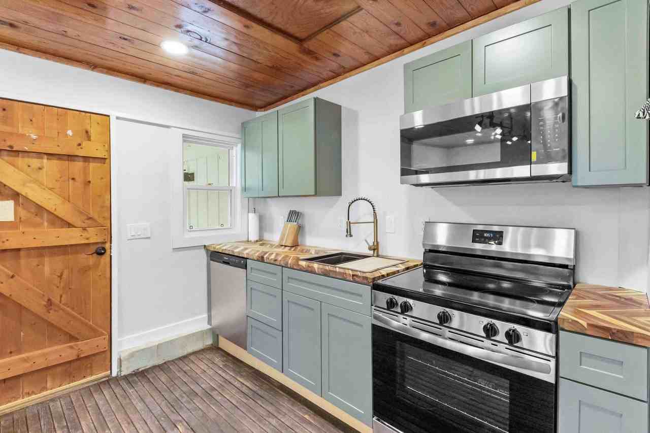 124 Glad Tidings Ln - Photo 3 of 24