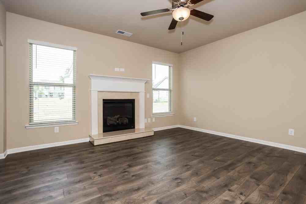 11 Madison Ln - Photo 4 of 17