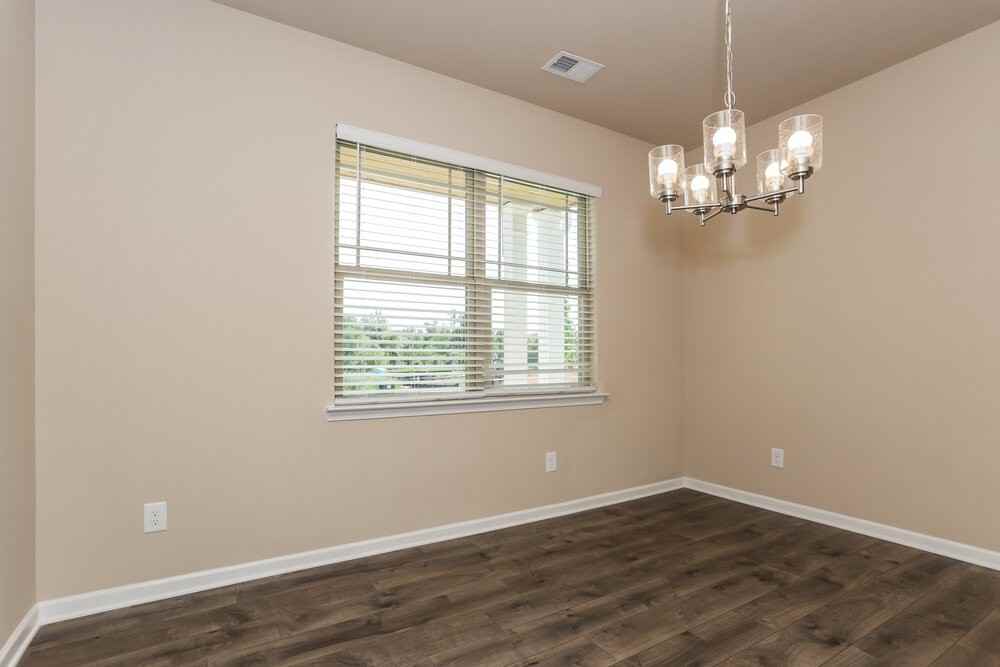 11 Madison Ln - Photo 5 of 17