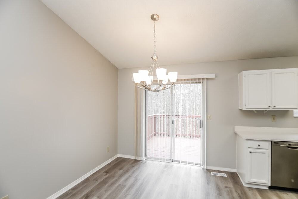 6018 Valley Trails Ct - Photo 5 of 15
