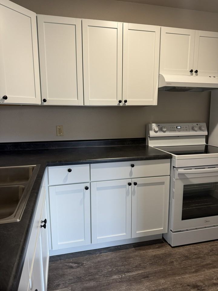 415 S Robert St #8 - Photo 2 of 7