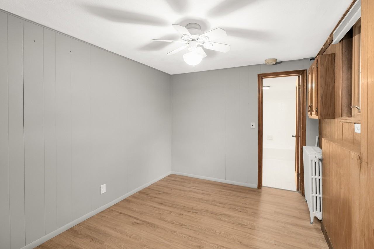 895 Humboldt Ave - Photo 4 of 12